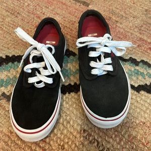 Barely worn vans era sneakers